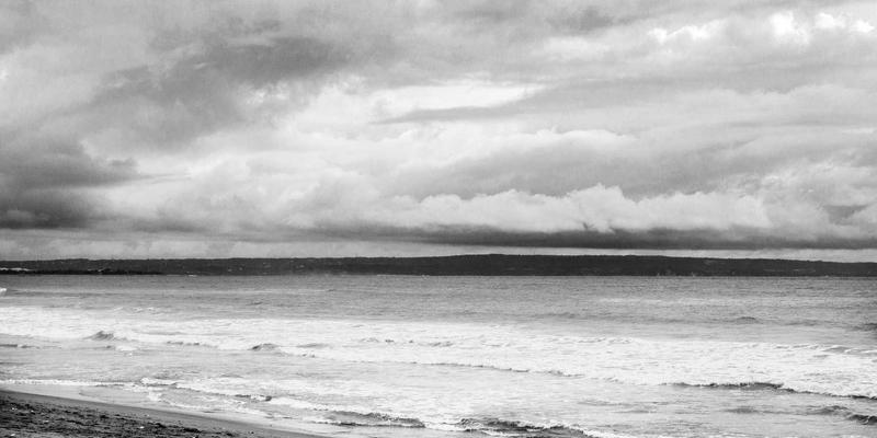 人工智能伦理新前沿：从Deepfake到创意产业，AIGC的治理挑战与生物科技启示