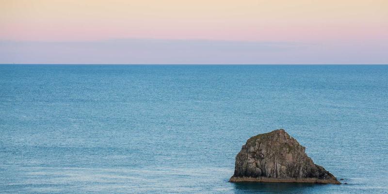 数字孪生技术赋能智慧城市：从虚拟映射到实时决策的跨越