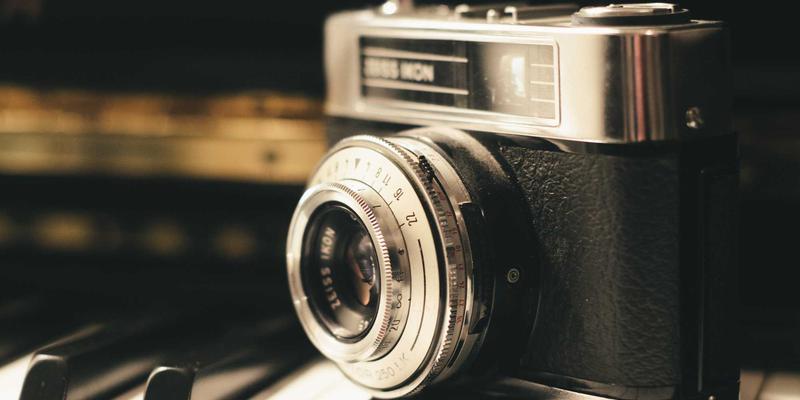 行业动态聚焦：新能源与信息技术双轮驱动下的科技变革