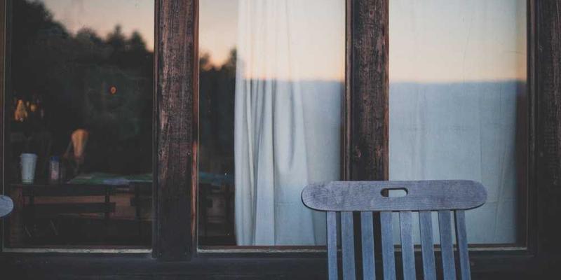 边缘AI芯片架构创新：端侧智能如何重塑物联网与工业互联网的未来